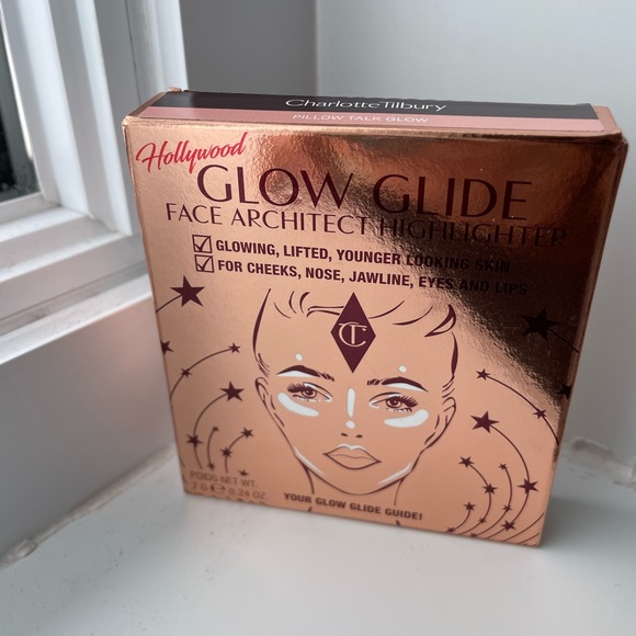 Charlotte Tilbury Pillow Talk Glow Glide - Picture 3 of 3